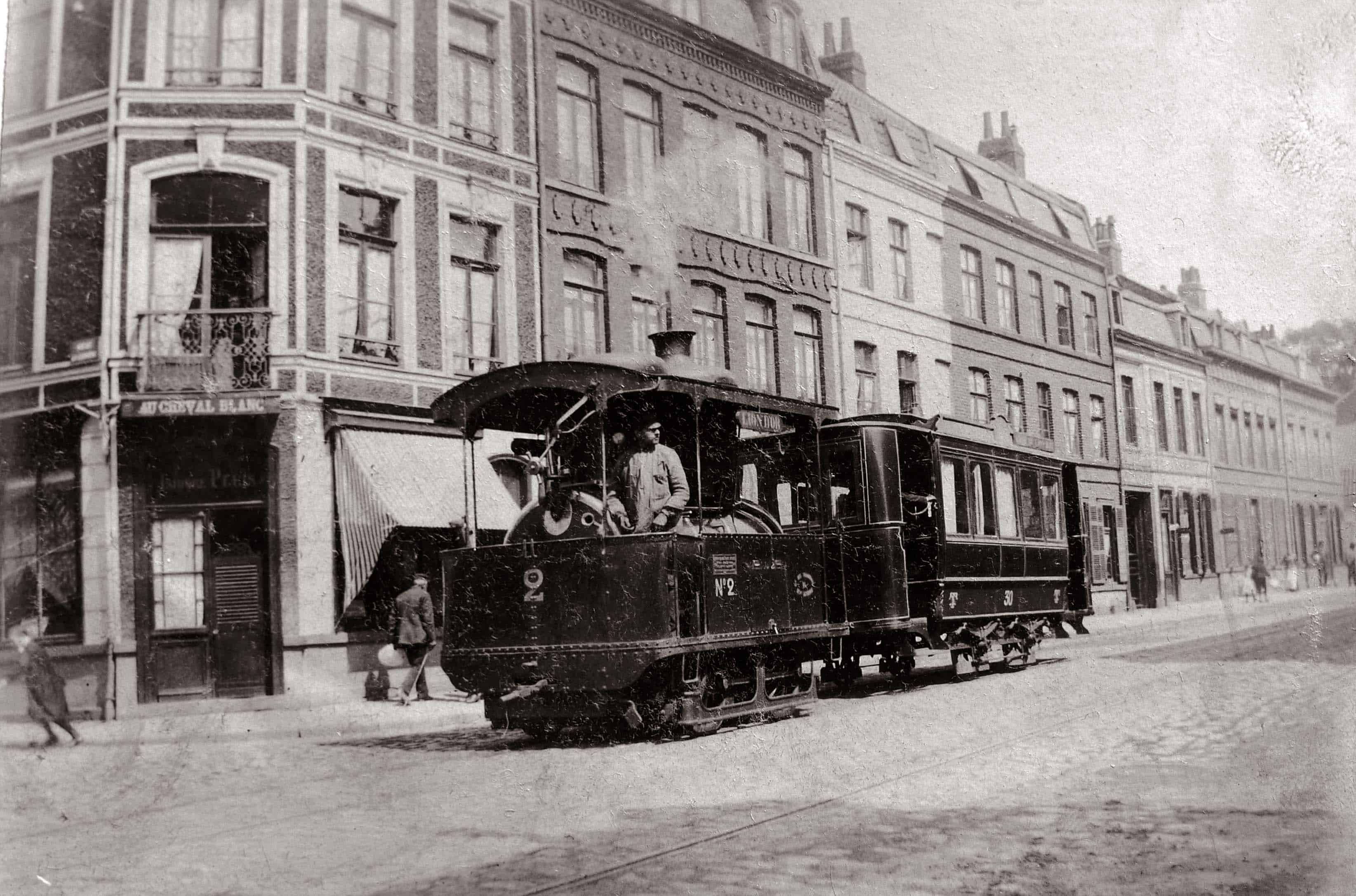 Saint-Maurice Pellevoisin (métro de Lille Métropole) - tram