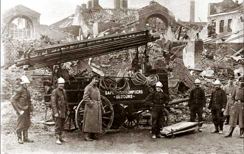 Les pompiers lillois sur place